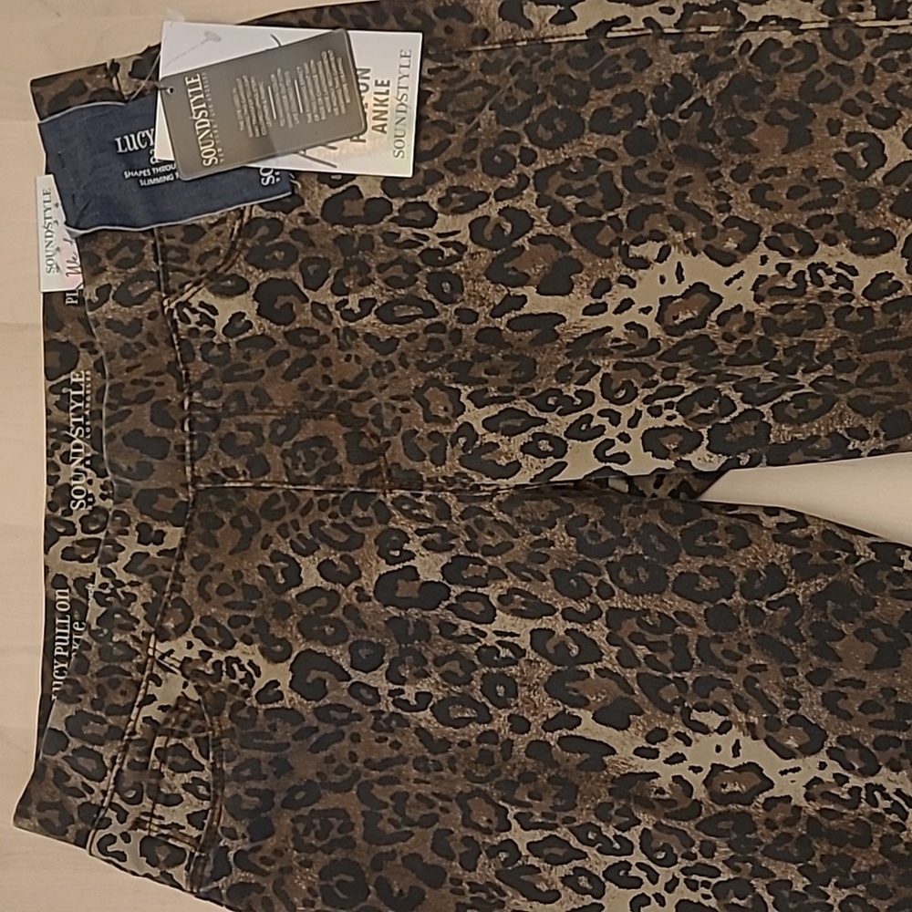 NWT Sound Style Lucy Pull On Ankle Jegging w/ Slimming Technology Cheetah Print